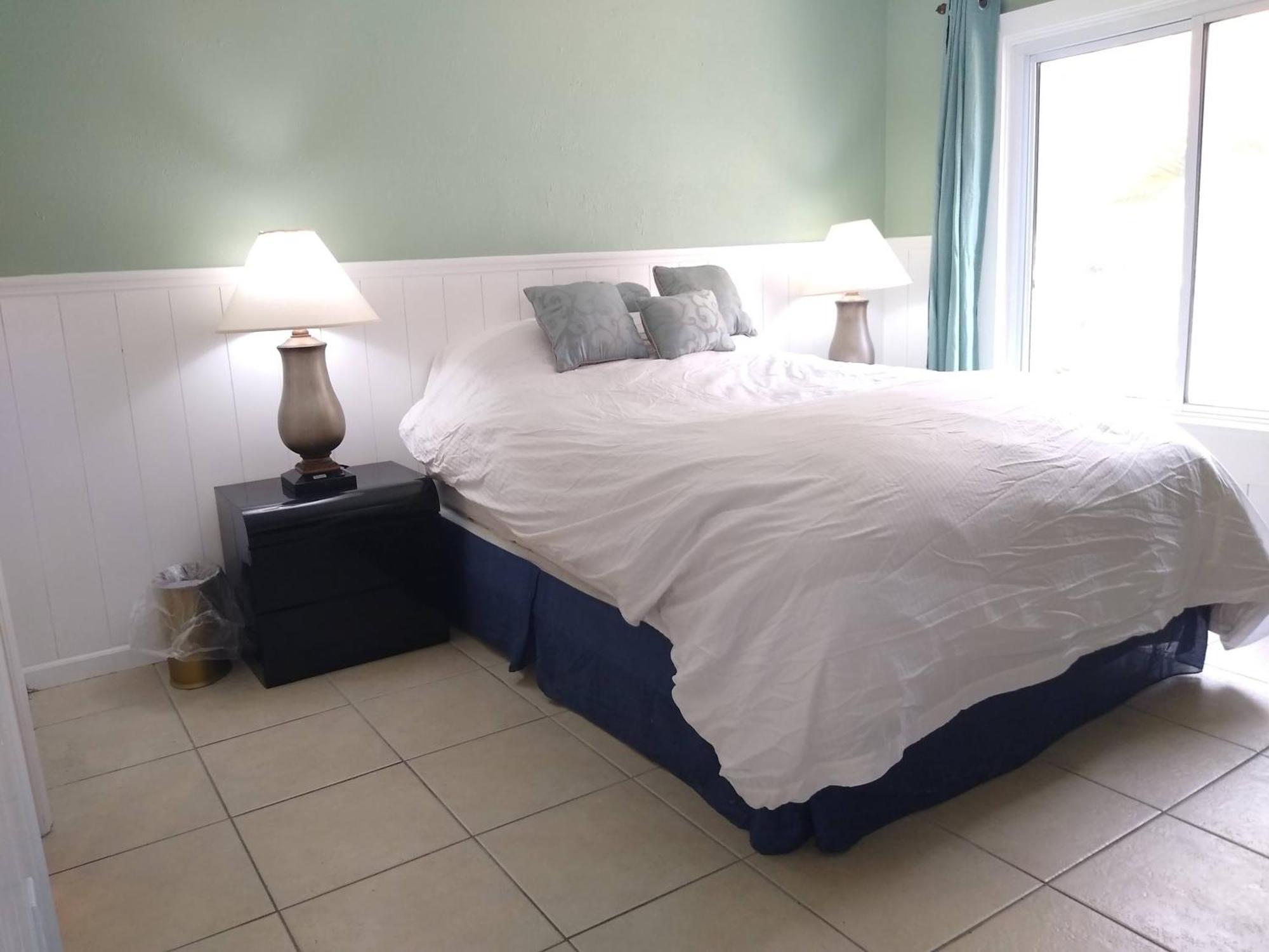 Affordable Two Bedroom Tropical Condo - Private Beach, Pools, Hot Tub St. Petersburg Exterior foto